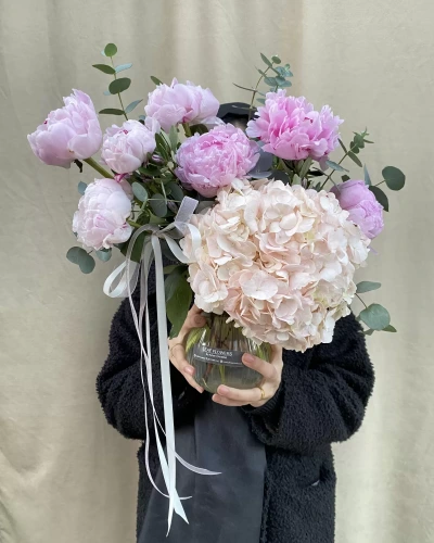 Vazoda Şakayık Ortanca Aranjmanı