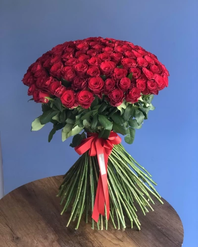 Uzun Kırmızı Gül Buketi