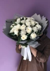 Beyaz Güllü Buket