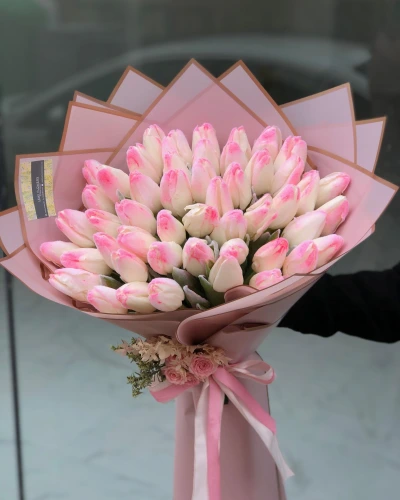 Pembe Vip Lale Buketi