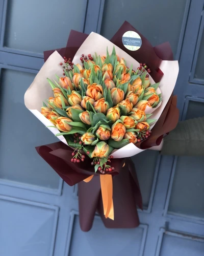 Turuncu Lale Buketi