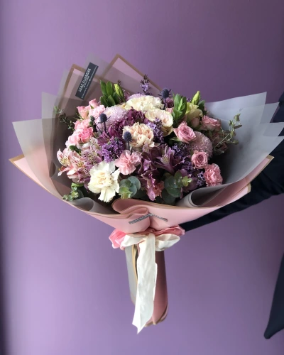 Lila Bahar Buketi