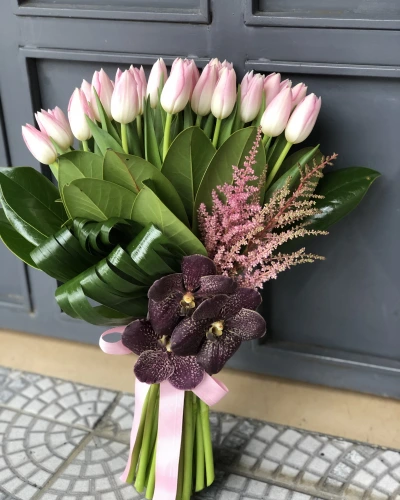 Pembe Beyaz Lale Buketi