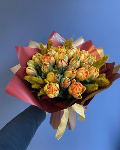 Katmerli Turuncu Lale Buketi