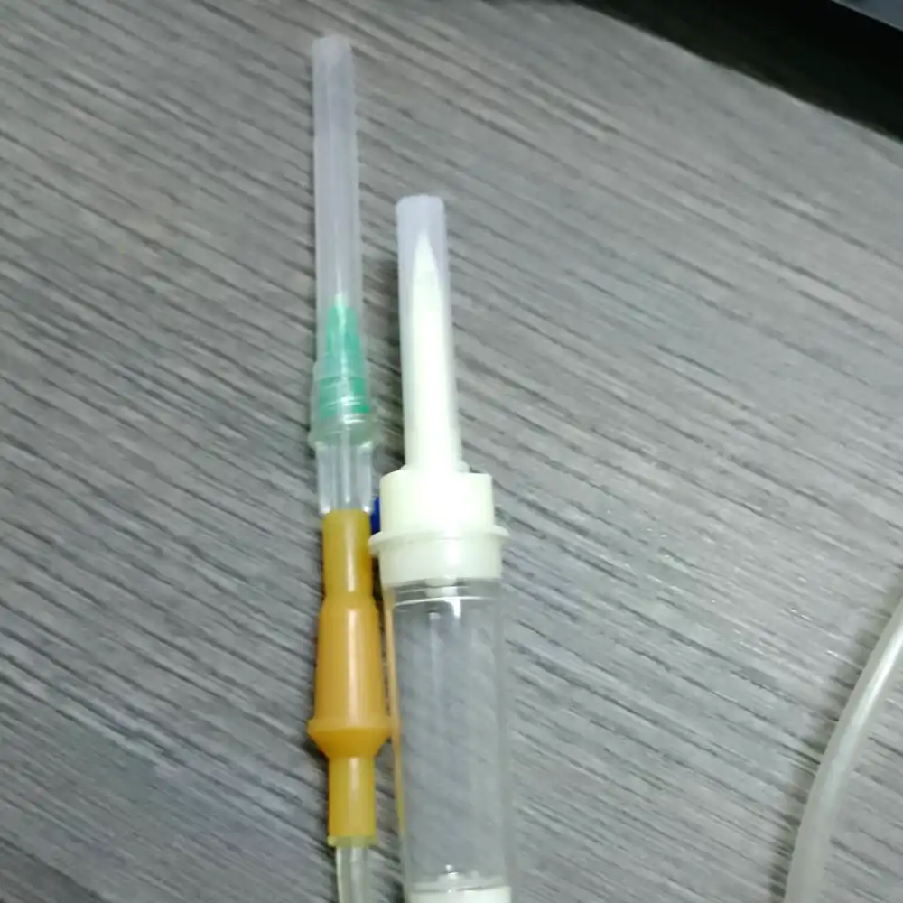 Türkplast Serum Seti (İnfüzyon Seti) VİDALI Yeşil Uçlu 25li Paket