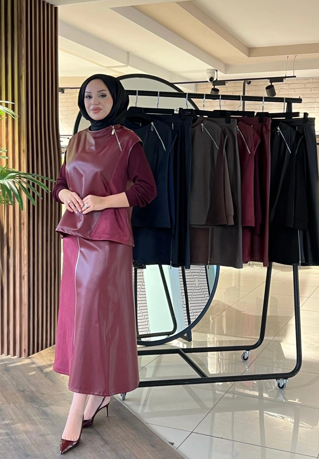 DERİ SÜET MODAL KARIŞIMLI ETEK TUNİK YELEK TAKIM - Bordo