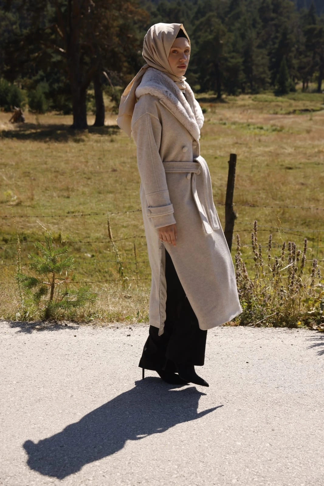 FRANSIZ BOY KÜRKLÜ KAŞE KABAN - Kum