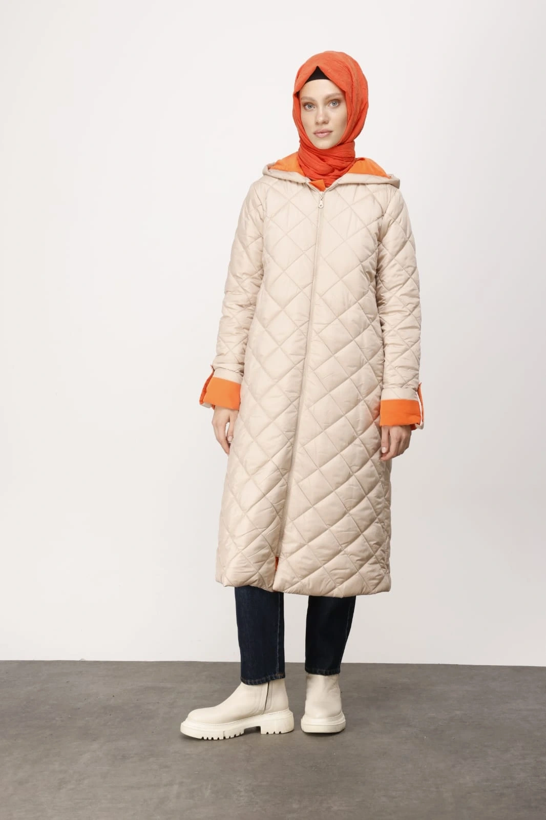 ORANJ KOMBİNLİ KAPİTONE KABAN - Bej