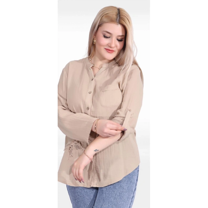 125005 Kolu Katlanabilir Hakim Yaka Kelebek Detaylı Müslin Kadın Gömlek Bej