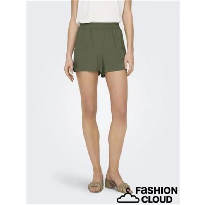 15222182 Viskoze Rahat Kadın Şort