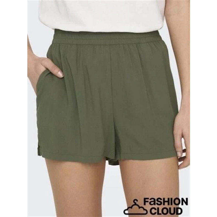 15222182 Viskoze Rahat Kadın Şort