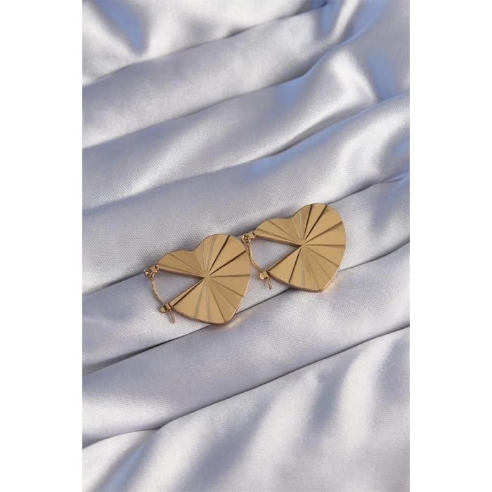 316L Çelik Gold Renk Çizgili Plaka Tasarımlı Kalp Küpe