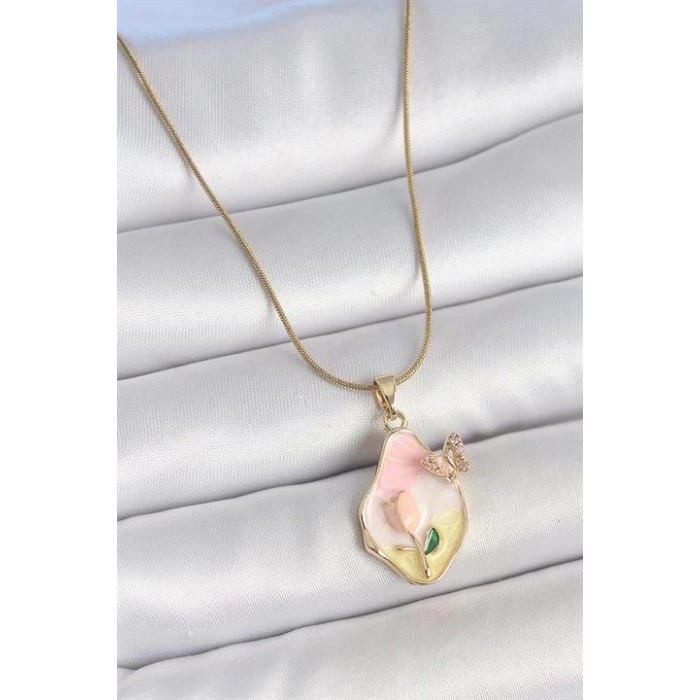 316L Çelik Gold Renk Zincir Damla Mix Renk Çiçek İşlemeli Kelebek Detay Portre Model Kadın Kolye