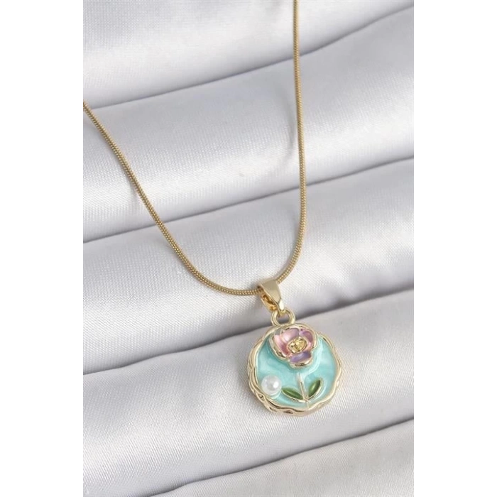 316L Çelik Gold Renk Zincir Mavi Minimal Çiçek İşlemeli İnci Detay Portre Model Kadın Kolye