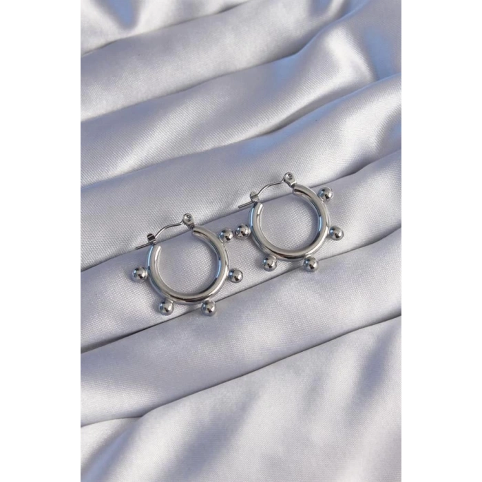 316L Çelik Gümüş Renk Topçuk Tasarımlı Oval Küpe