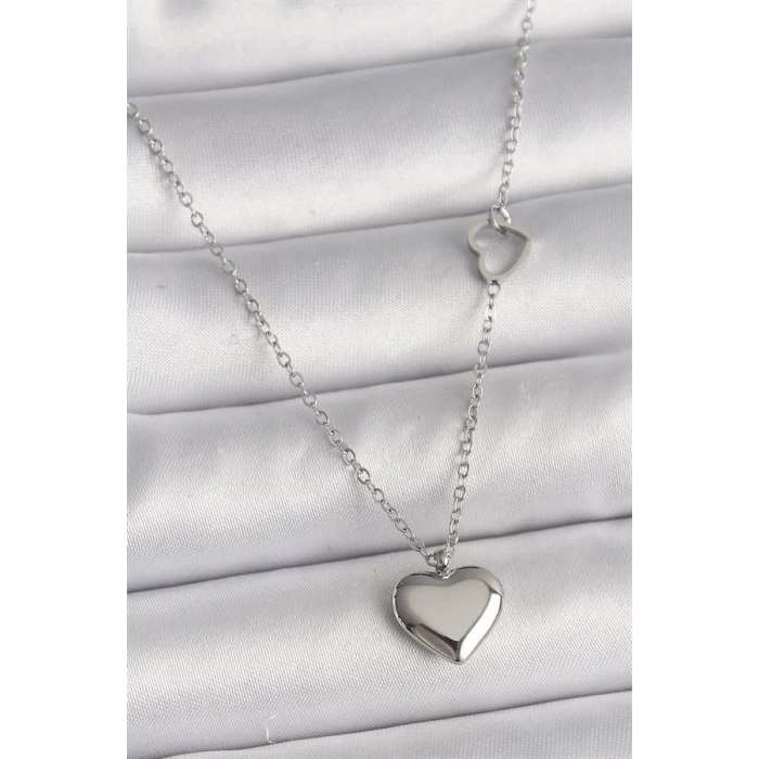 316L Çelik Gümüş Renk Zincir Kalp Detay Kalp Figür Kadın Kolye