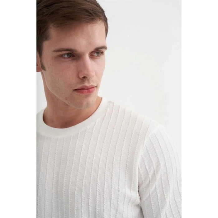 4051 Bisiklet Yaka Desenli Erkek T-Shirt BEYAZ