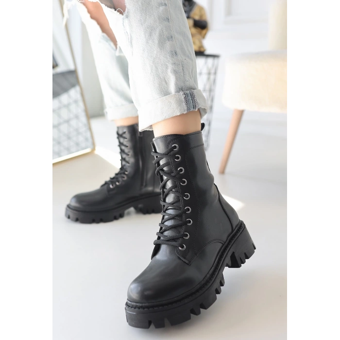 Flona Siyah Cilt Bağcıklı Bot