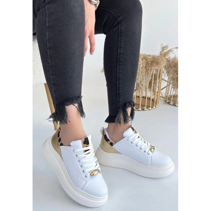 Gasta Beyaz Cilt Sarı Detaylı Bağcıklı Spor Ayakkabı