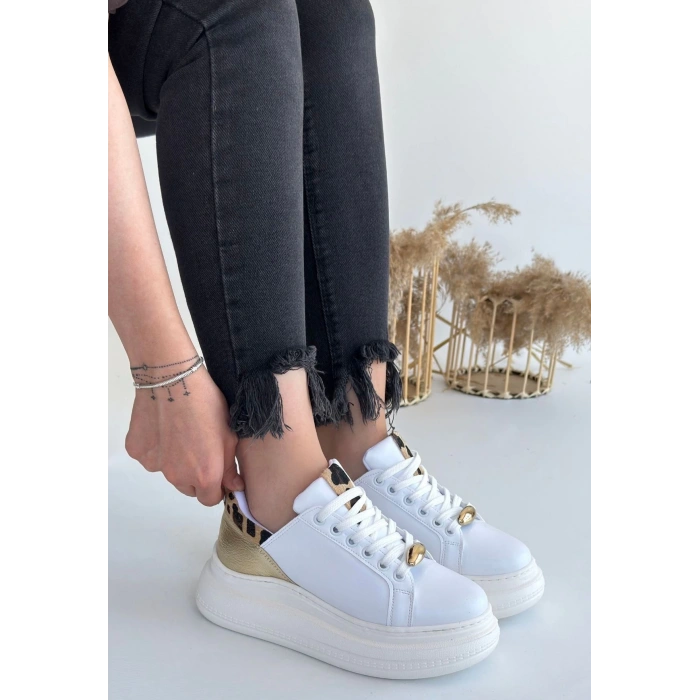 Gasta Beyaz Cilt Sarı Detaylı Bağcıklı Spor Ayakkabı