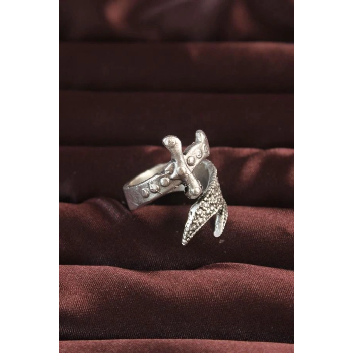 Gümüş Renk Kılıç Figürlü Ayarlamalı Erkek Yüzük