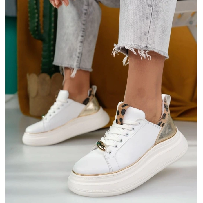 Jista Beyaz Cilt Bağcıklı Spor Ayakkabı