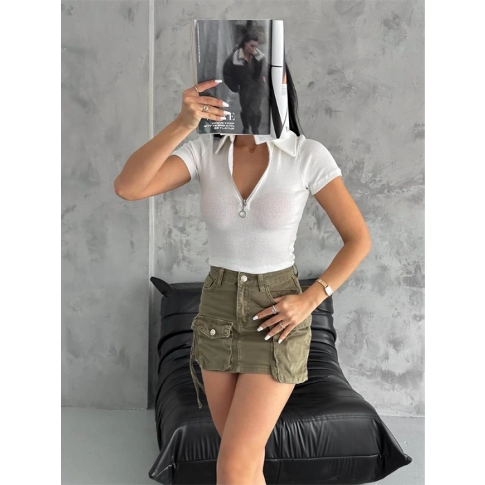 Kaşkorse Yaka Fermuarlı Bluz Beyaz