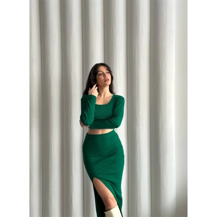 Kolllu alt üst takım