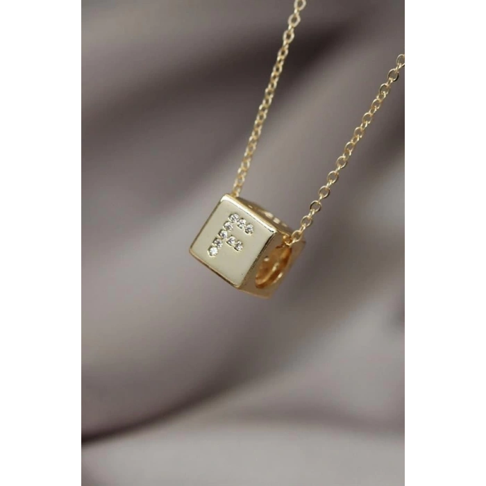 Küp Model Gold Renk Zirkon Taşlı F Harfli Kolye