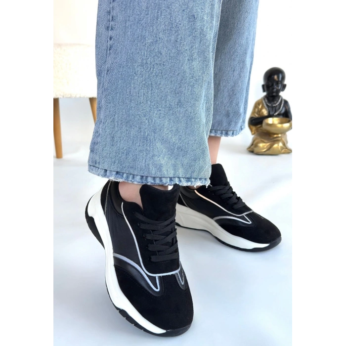 Lemda Siyah Süet Bağcıklı Spor Ayakkabı