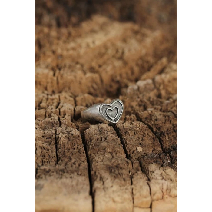 Otantik Kalp Tasarımlı Ayarlamalı Kadın Yüzük