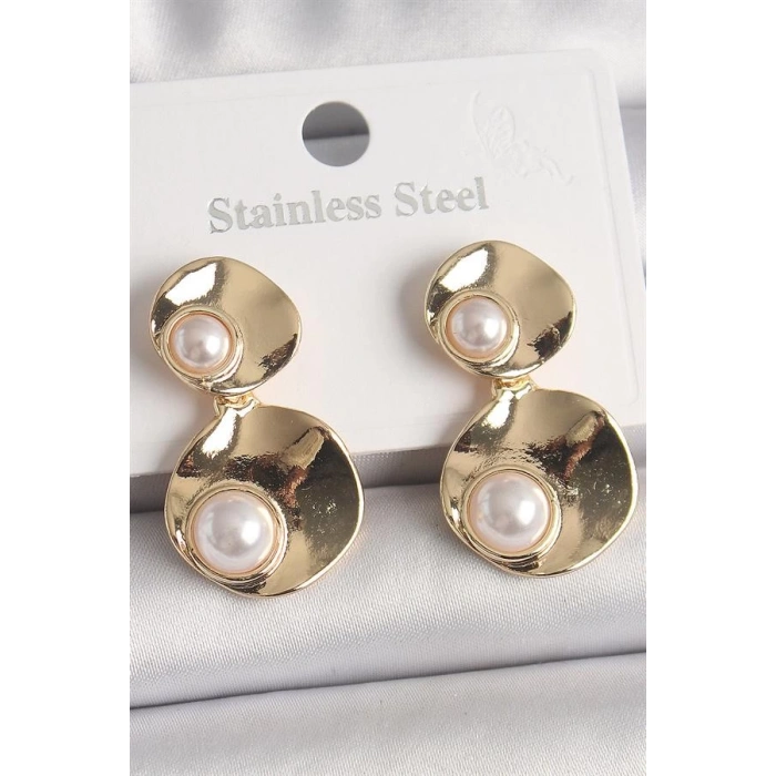 Pirinç Gold Renk Sallantı İnci Detaylı Daire Plaka Model Kadın Küpe