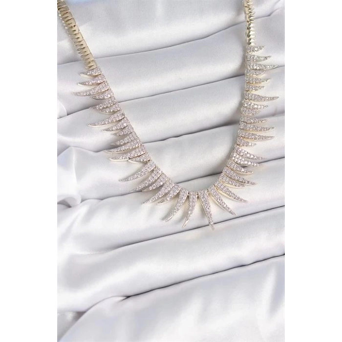 Pirinç Gold Renk Zirkon Taşlı Sivri Model VIP Seri Kadın Kolye