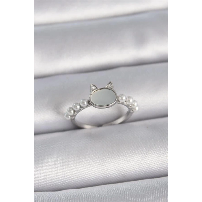 Pirinç Gümüş Renk Ayarlanabilir Beyaz Mineli Kedi Model İnci Detay Kadın Yüzük