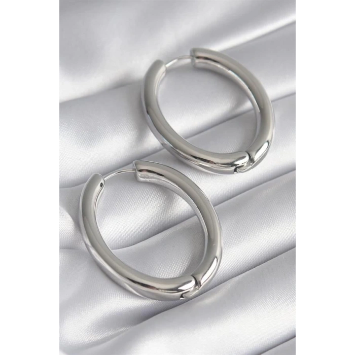 Pirinç Gümüş Renk Halka Model Kadın Küpe