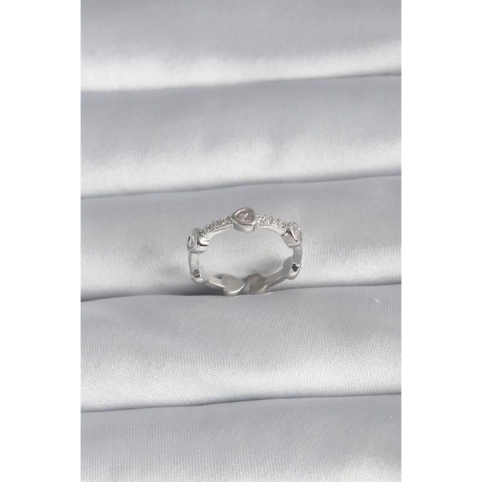 Pirinç Gümüş Renk Kalp Model Zirkon Taş Detay Kadın Yüzük