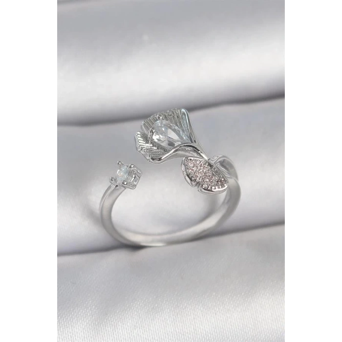 Pirinç Gümüş Renk Zirkon Taşlı Deniz Kabuğu Model Ayarlanabilir Kadın Yüzük