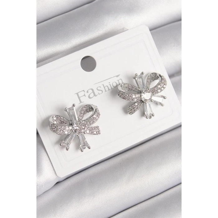 Pirinç Gümüş Renk Zirkon Taşlı Fiyonk Model Kadın Küpe