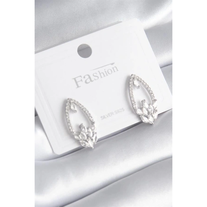 Pirinç Gümüş Renk Zirkon Taşlı Kadın Küpe