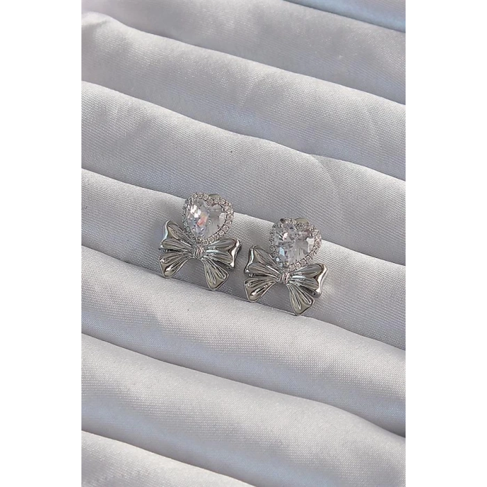 Pirinç Gümüş Renk Zirkon Taşlı Kalp Model Fiyonk Küpe