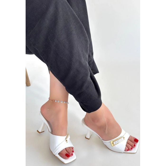 Sief Beyaz Rugan Topuklu Terlik