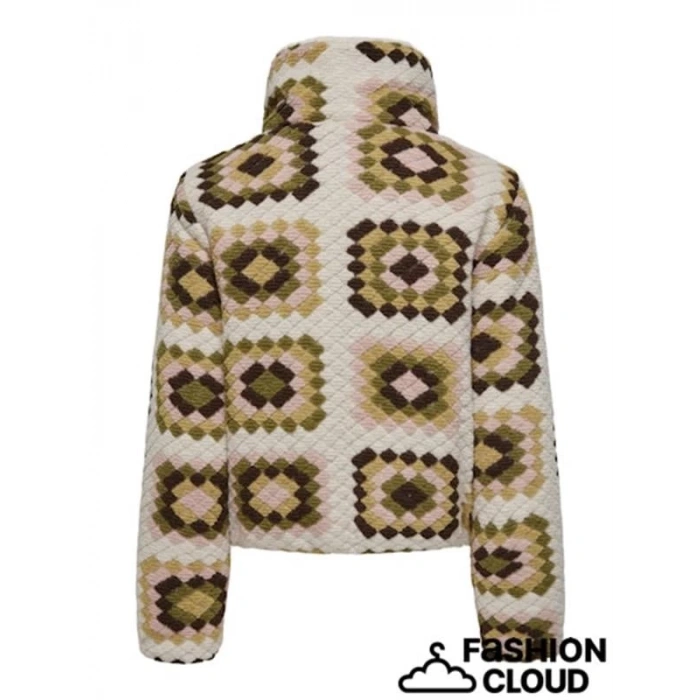 Şıklık Ve Zerafetiyle Göz Alıcı Kadın Ceket