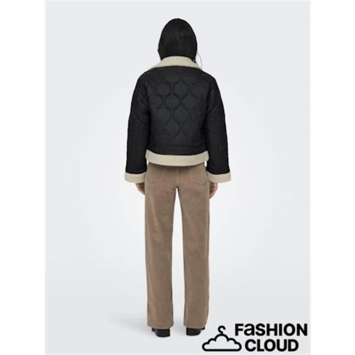 Softshell Su Geçirmez İnce Kapitone Kadın Ceket