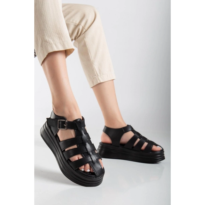 Toten Siyah Cilt Kemerli Sandalet