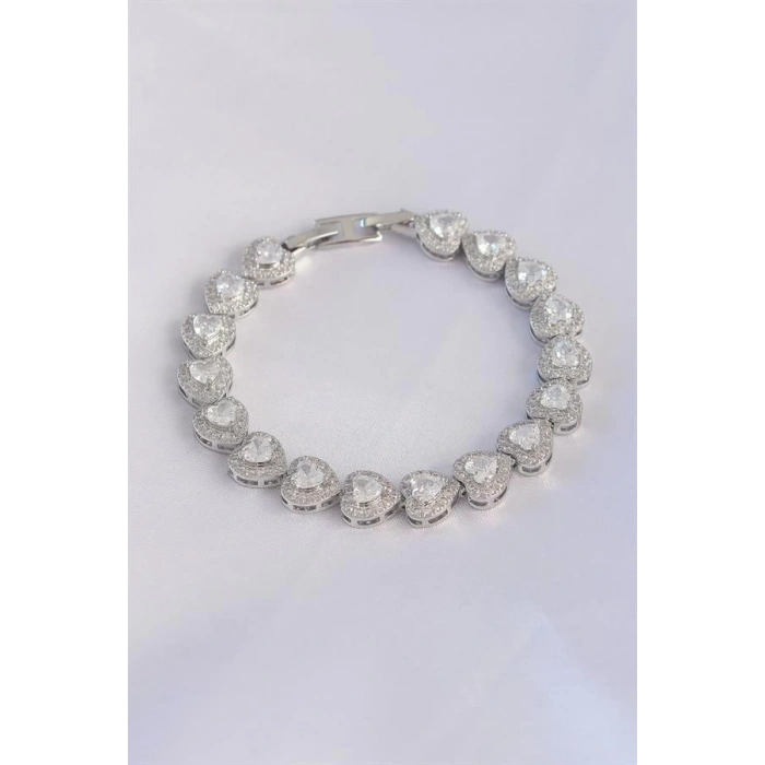 Vip Seri Pirinç Zirkon Taşlı Gümüş Renk Kalp Model Bileklik