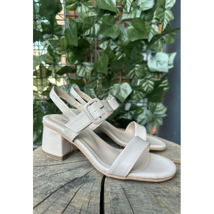 Year Bej Cilt Topuklu Ayakkabı