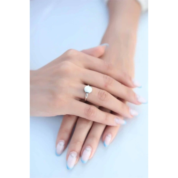 Yuvarlak Plaka Gümüş Renk Kadın Yüzük