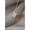 Küp Model Gold Renk Zirkon Taşlı F Harfli Kolye