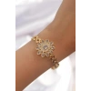 Pirinç Gold Renk İri Zirkon Taşlı Çiçek Figürlü Bileklik