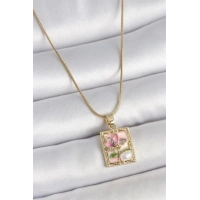 316L Çelik Gold Renk Pembe Mineli Çiçek İşlemeli İnci Detay Portre Model Kadın Kolye